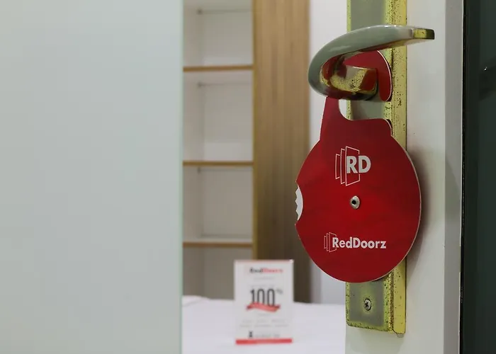 Reddoorz @ Sarinah